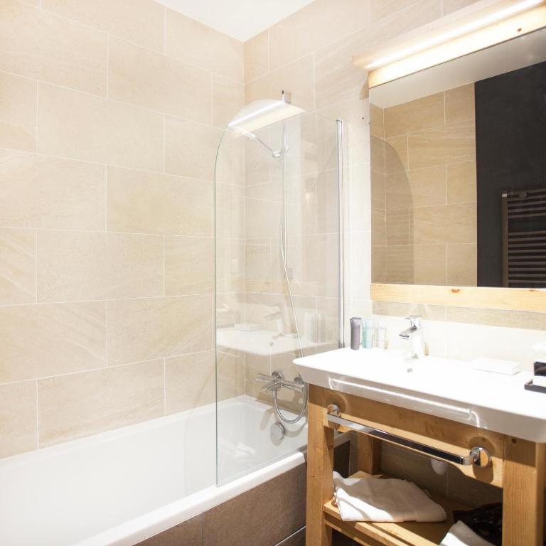 Hotel Saint Charles Val Cenis Ланслебург-Мон-Сени Екстериор снимка